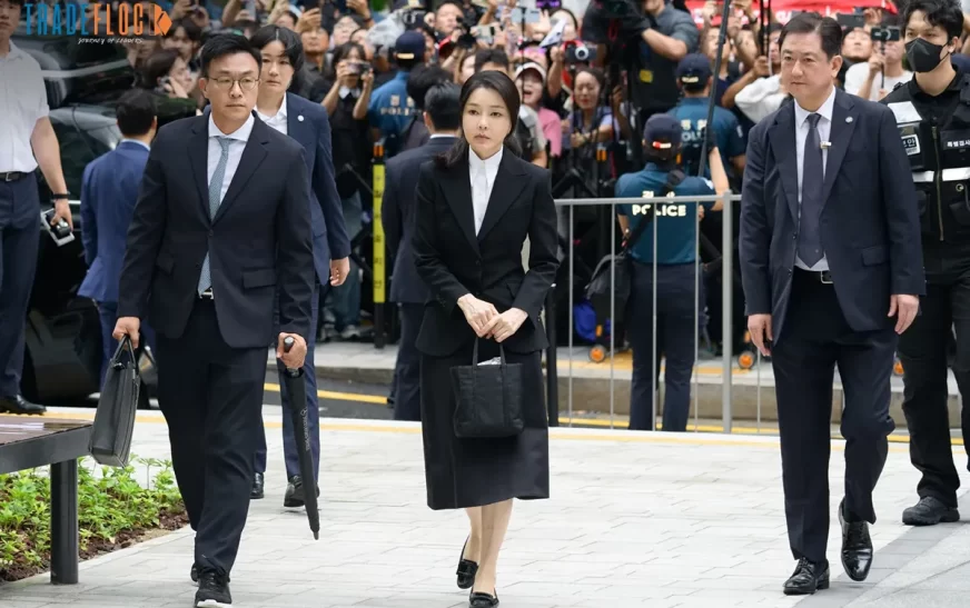 South Korea’s Former First Lady Indicted on a Bribery Case