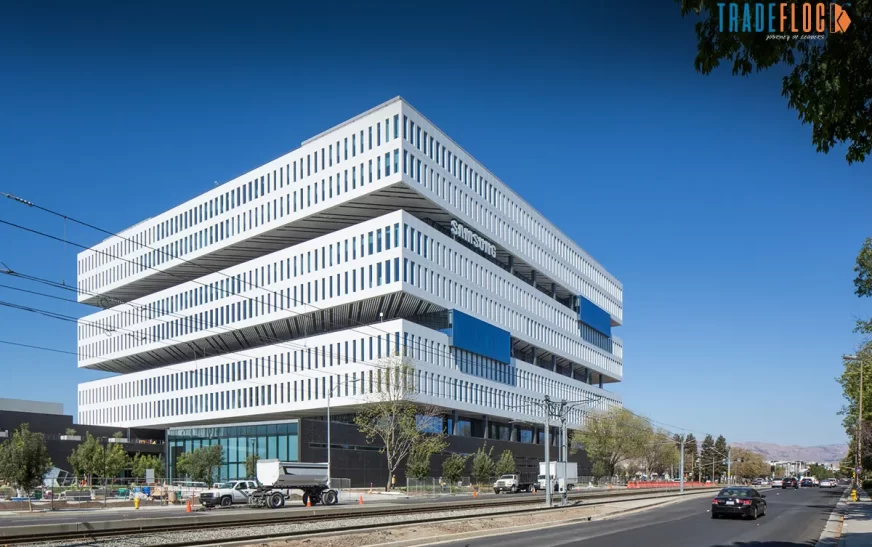 Samsung Creates M&A Team Focused on AI and Mobility