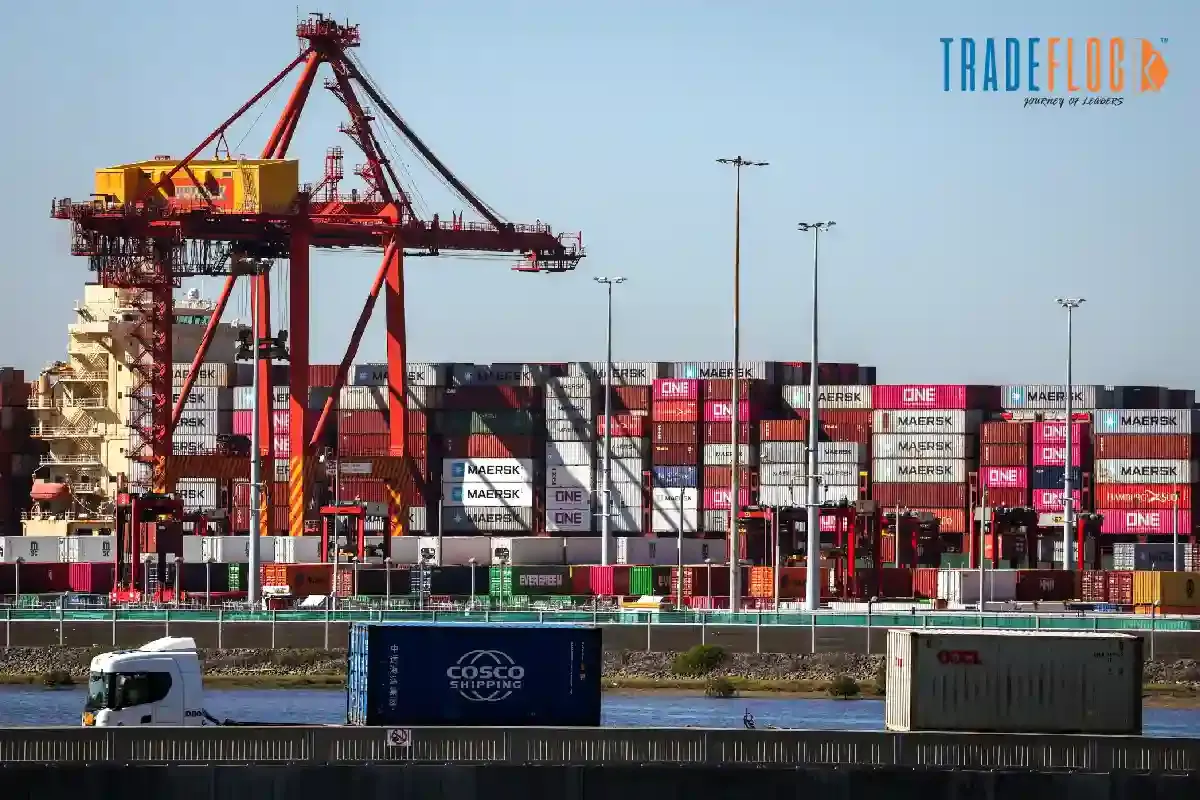 Macquarie Acquisition of Qube Signals Logistics Expansion