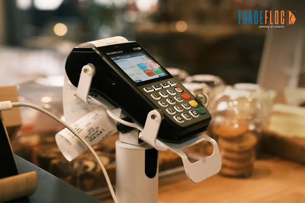 Digital Wallets Beat Cards in Hong Kong Online Shopping