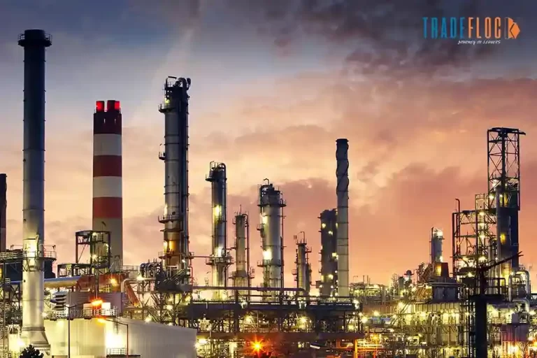 Oil Surges 5 Amid Rising US-Iran Tensions