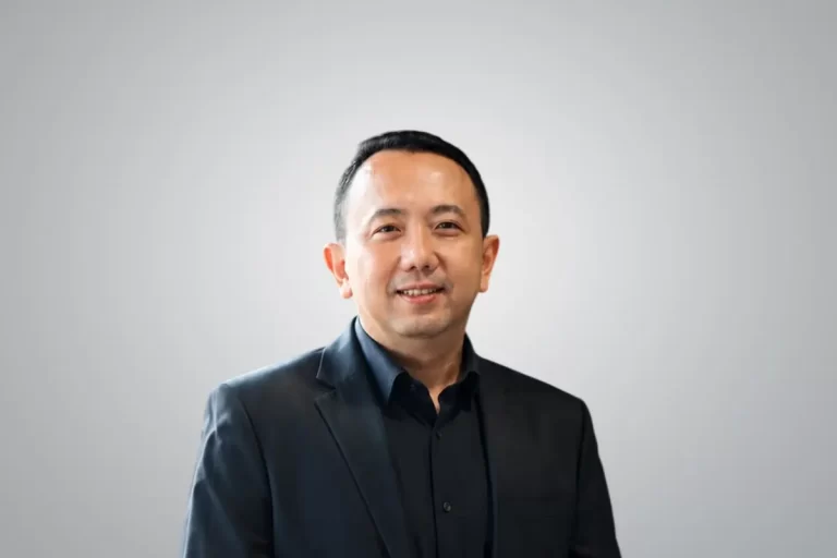 Yussy Santoso